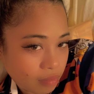 Meet your Posher, Novia